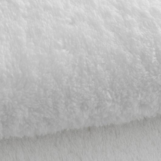 Amika  frizz fighting treatment 